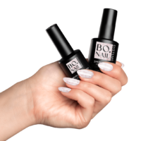 Soakable Gel Polish #165 Linnet - Hand shot